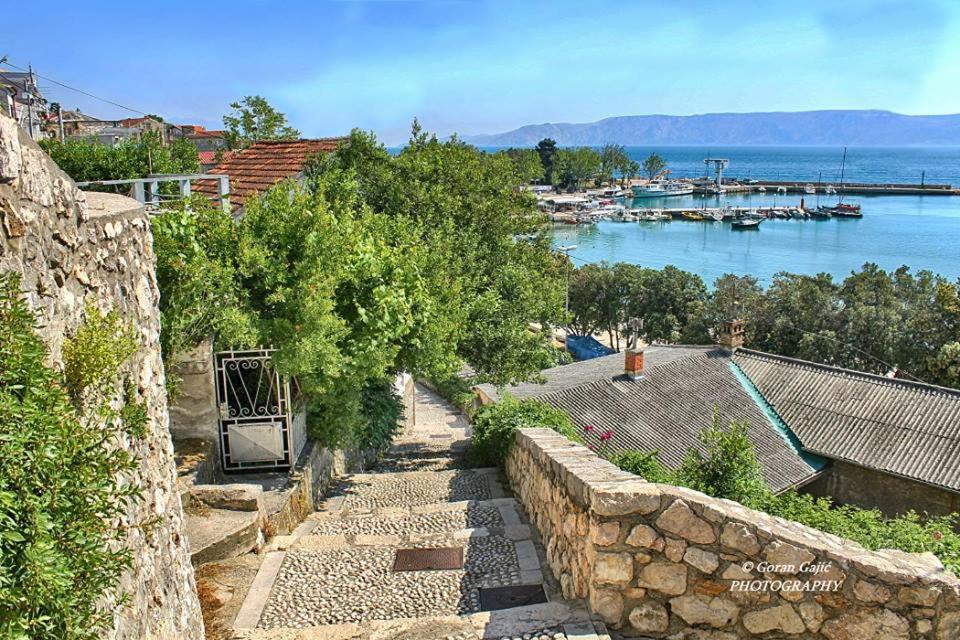 Holiday House Belavista 诺维·维诺多尔斯基 外观 照片