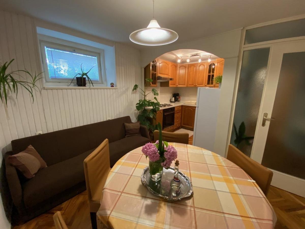 Holiday House Belavista 诺维·维诺多尔斯基 外观 照片